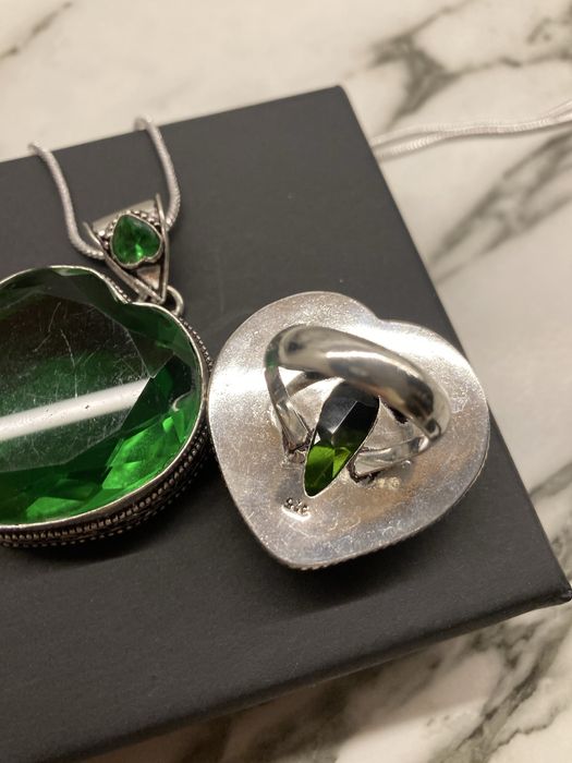 Pierscionek i wisiorek kamienie srebro 925