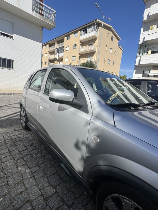 Opel corsa 1.2 2002 — photo 2