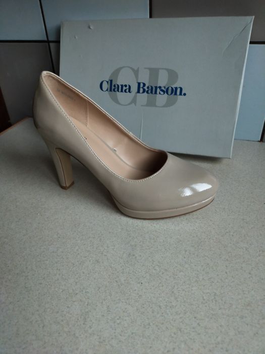 Czółenka  szpilki Clara Barson 39 nowe