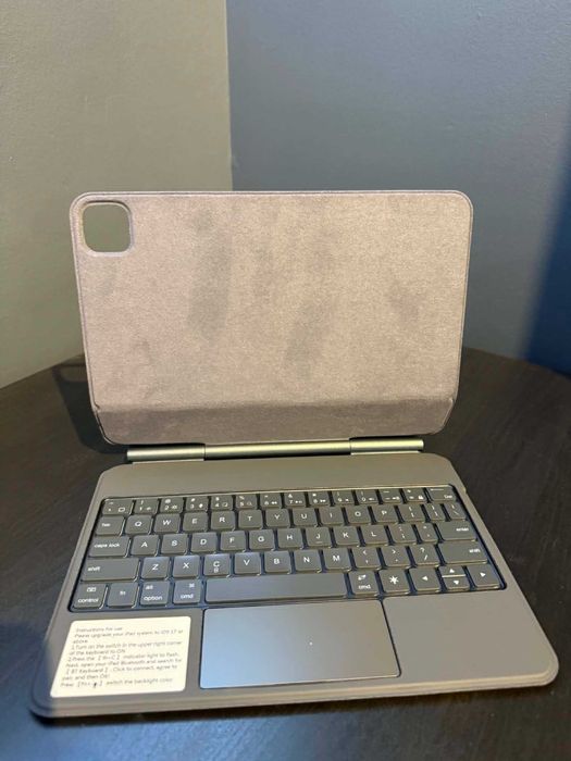 Etui z klawiaturą Tech Protect Smartcase Magnetic + Keyboard do iPad Air 10.9"/11"