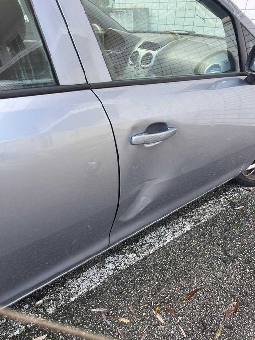 Opel corsa 1.2 ler anuncio 2009