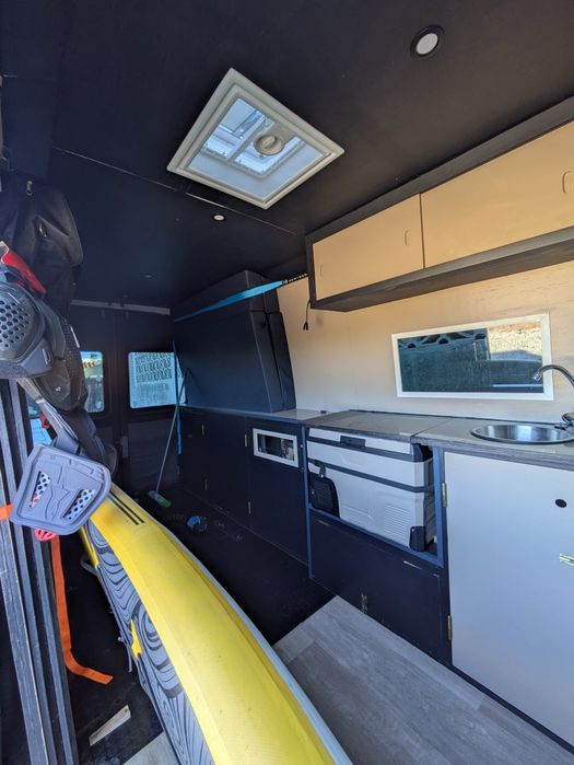 Mercedes Sprinter autocaravana dormitório