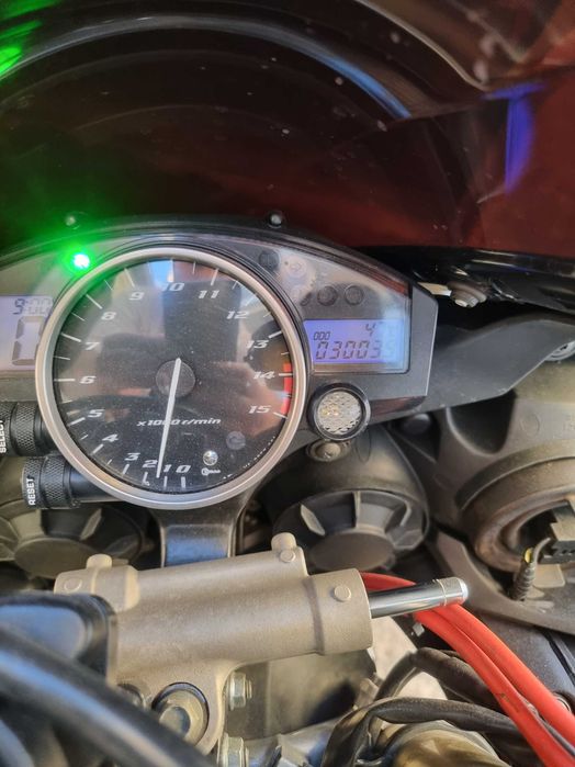 Yamaha r1 30 mil km