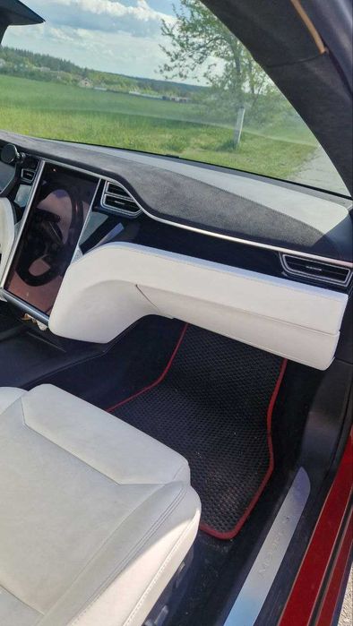 Tesla Model S  75D 75 kWh Dual Motor