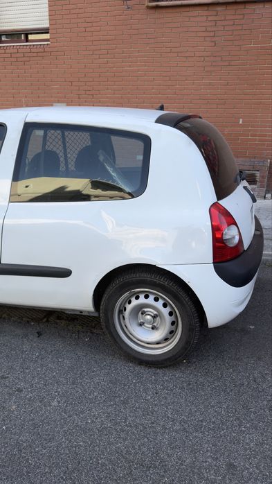 Renault Clio 2002 dci 1.5