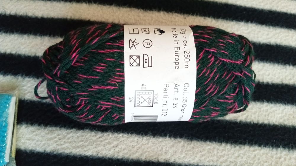 Novelo Lã Matizado Rosa e Verde escuro