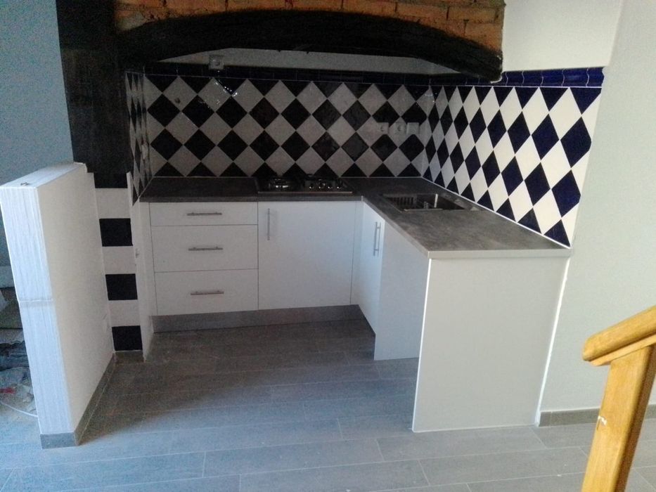 Carpintaria Mercenaria Móveis a medida cozinhas Roupeiros Remodelações