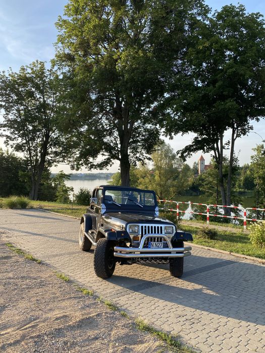 Jeep Wrangler YJ