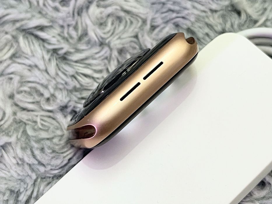 Apple Watch 5 (44 mm) идеал, комплект! А2093