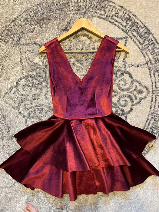 Elegancka sukienka damska