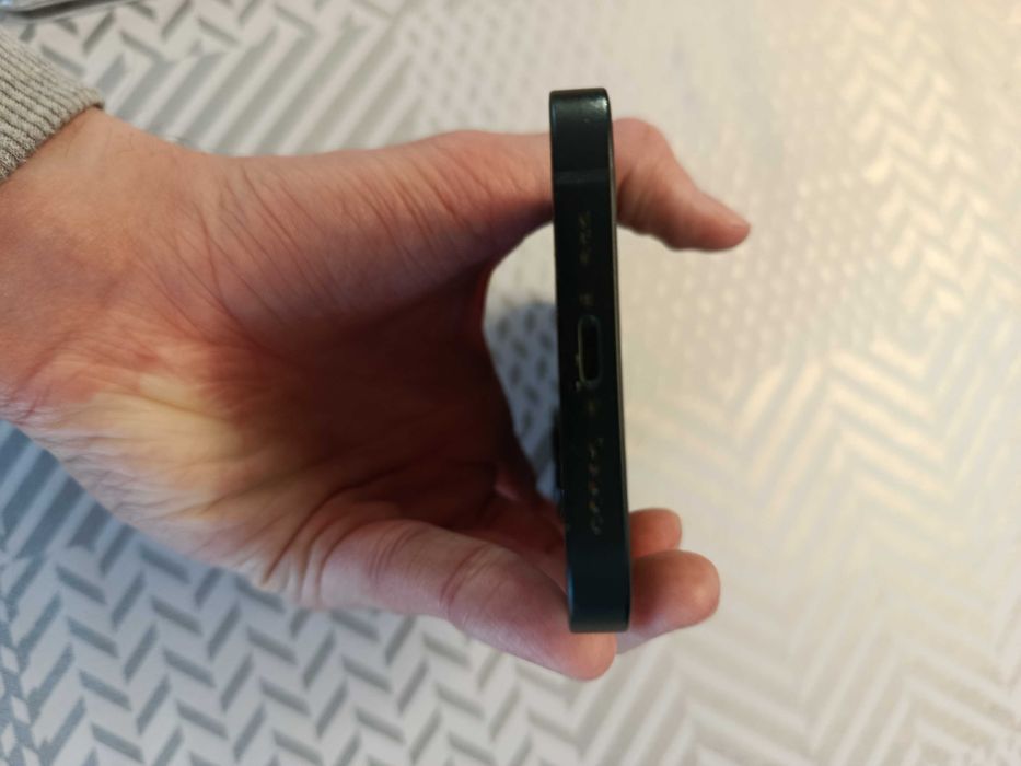 iPhone 13 128GB stan bardzo dobry +gratis etui