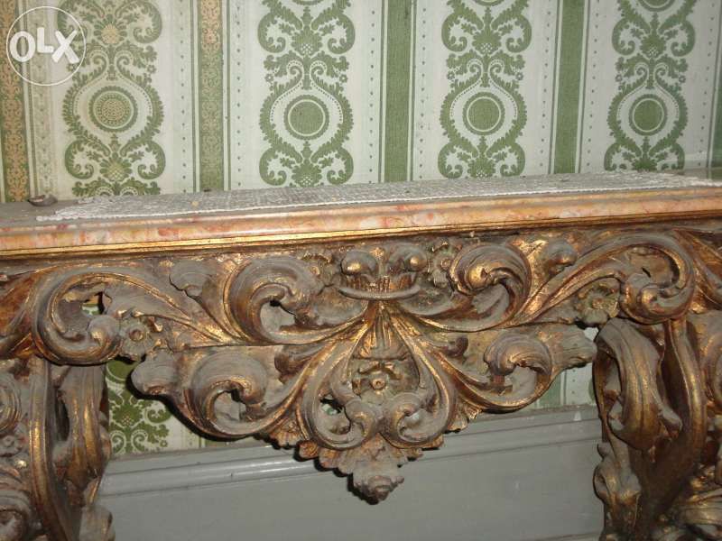 Credencial antiga em talha dourada com espelho "feito mão"