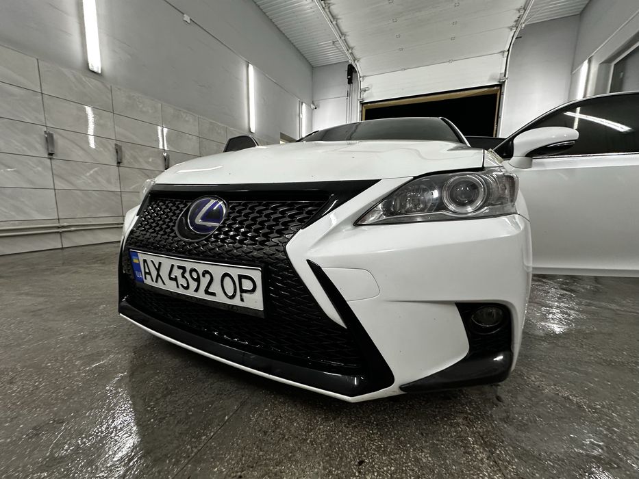 Лексус гибрид ст200