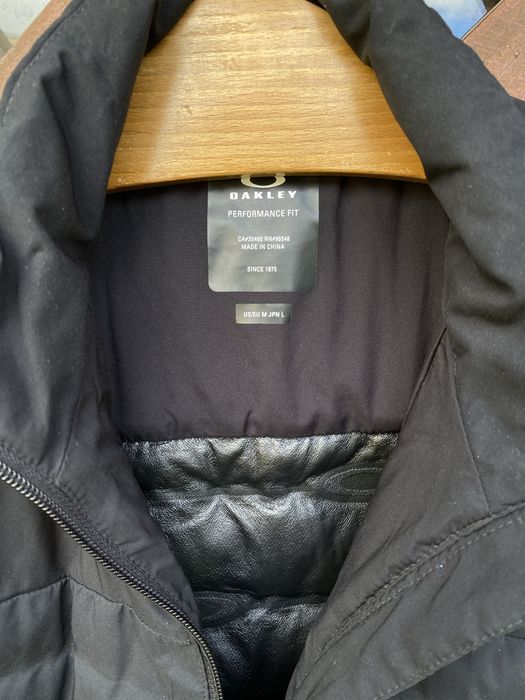 Oakley Thermore микропуховик куртка оригинал — zdjęcie 4