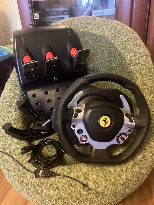 Комплект Thrustmaster TX (T300) Ferrari 458  з педалями Logitech G27