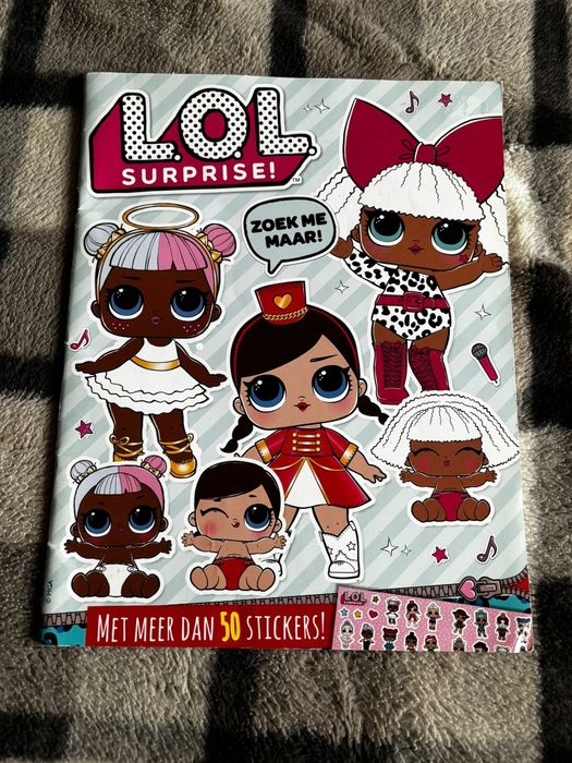 Lol Surprise met meer fan 50 stickers