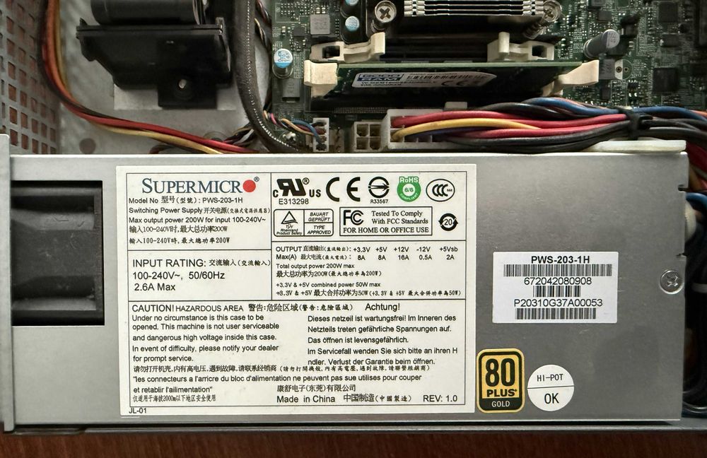 Supermicro CSE-505 serwer barebone Rack (1U)