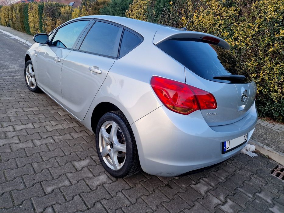Opel Astra J 1.4 Benzyna, Klimatyzacja, Nowe Sprzęgło, ZAMIANA