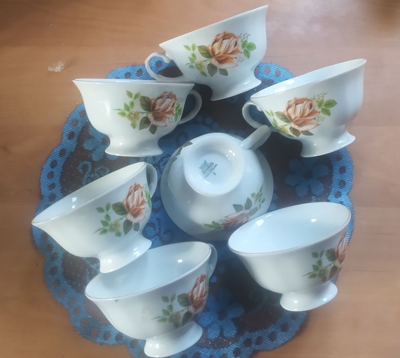 Filiżanki z różą.Karolina