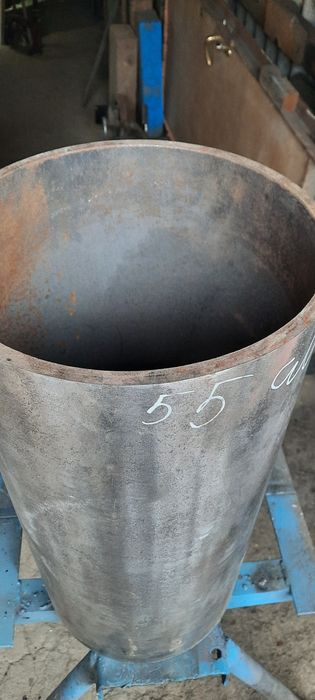 Труба  товстостінна безшовна. 10 мм стінка . 47 см довжина. діамет