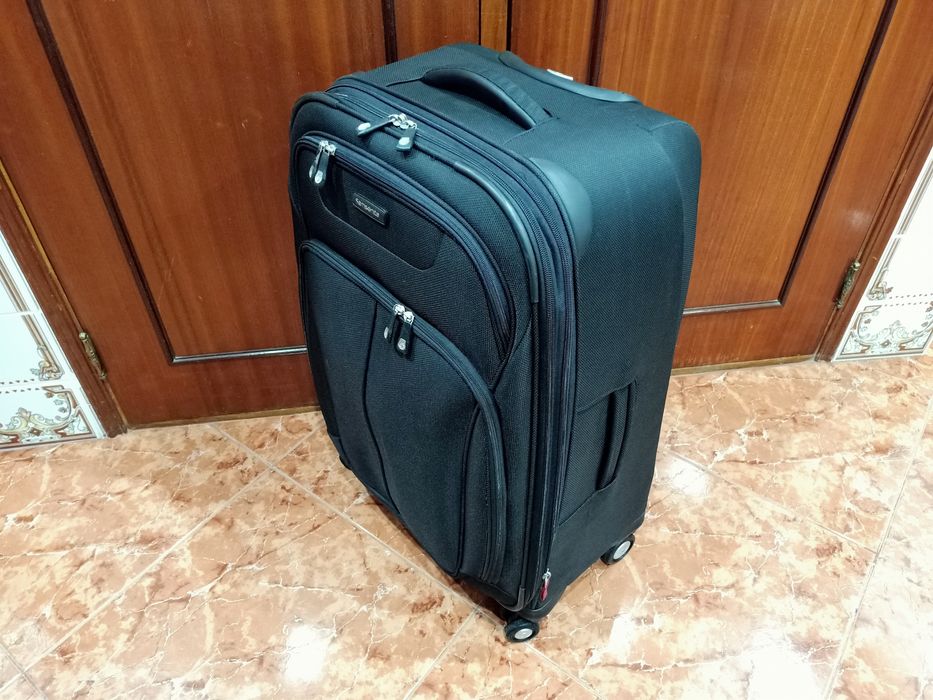 Mala malas Samsonite de porão até 23 kg viagem casa quarto apartamento