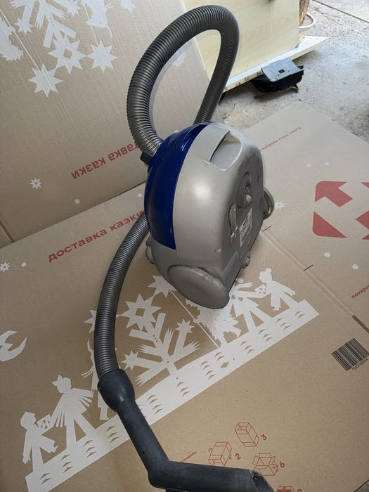 Пилосос Samsung 1300W