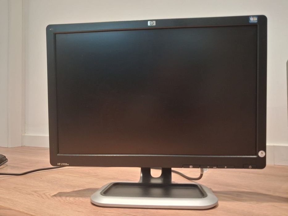 Monitor HP 19 polegadas464491437853265920