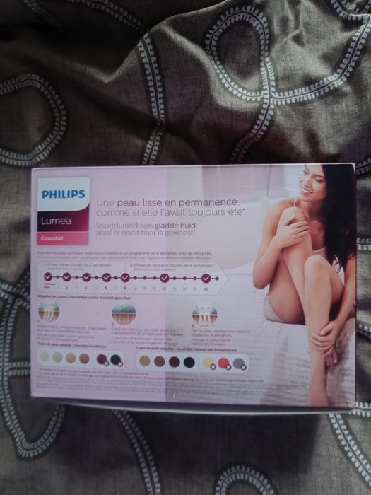 Фотоепілятор Philips lumea essential
