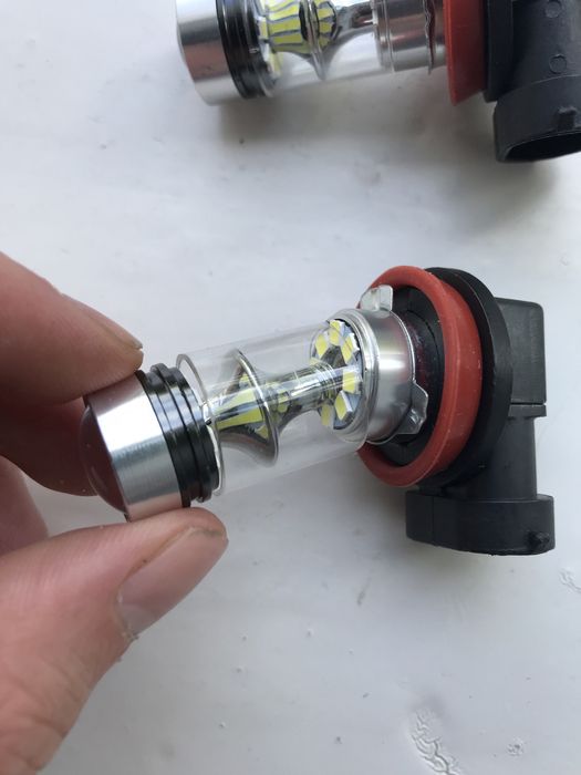 Лампочки H11 світло діодні