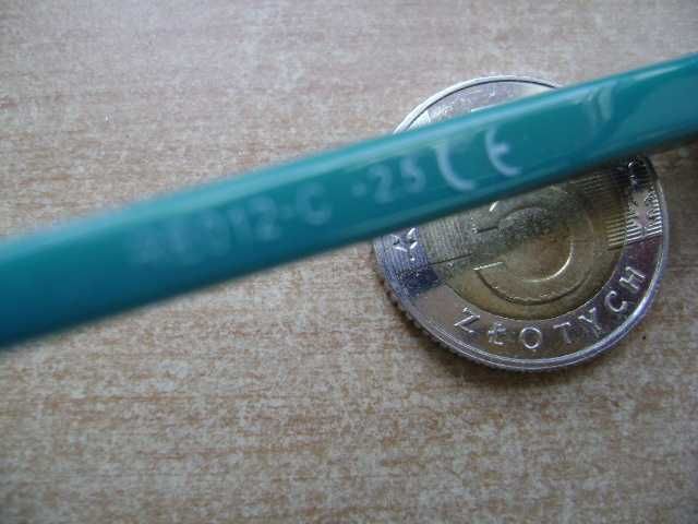 Starocie z PRL Okulary damskie korekcyjne +2,5 dioptrii rozstaw 13,5cm