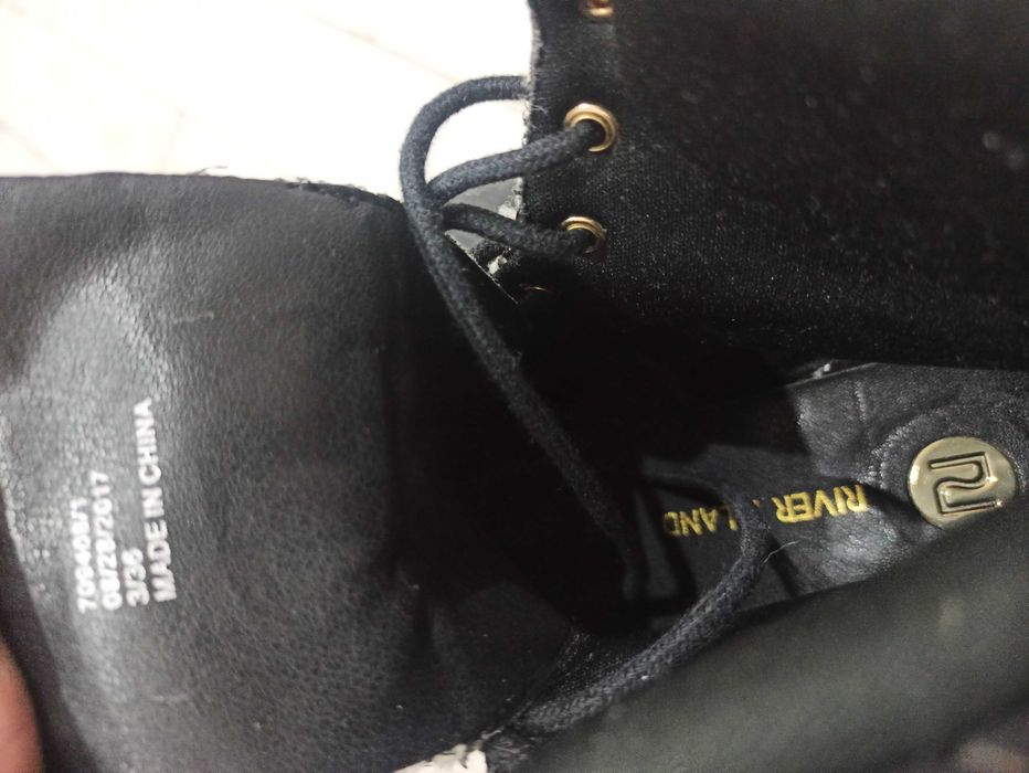 Взуття для дівчини підлітка з перлинами. Черевики river island