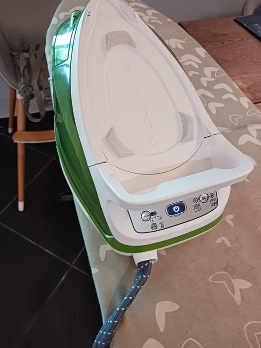 Ferro rowenta de caldeira impecave (( leia o anuncio