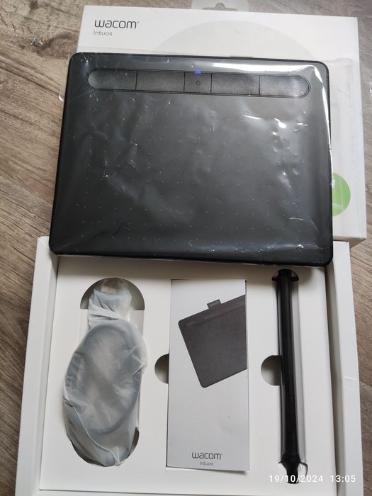 Wacom Intuos Bluetooth64283859016321121