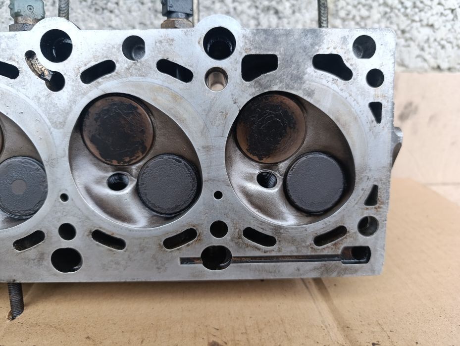 Гбц головка 1.8 M40 Bmw E30 E36 E34 бмв е36 е30 1706937