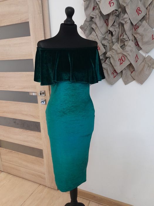 Zielona dłuższą sukienka dopasowana S 36 hiszpanka falbanka