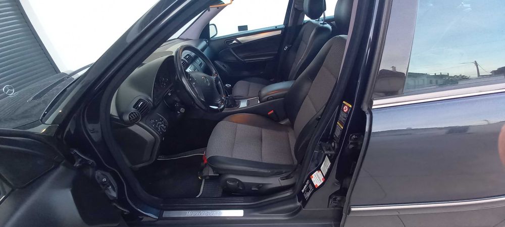 Vendo Carrinha Mercedes C220 do ano de 2004.