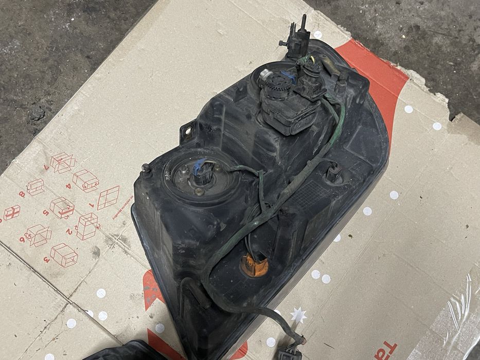 Фари джип гранд черокі Wj Jeep grand cherokee фари шрот