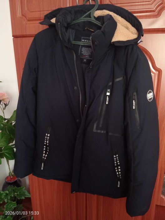 зимова куртка 52 розмір для чоловіка