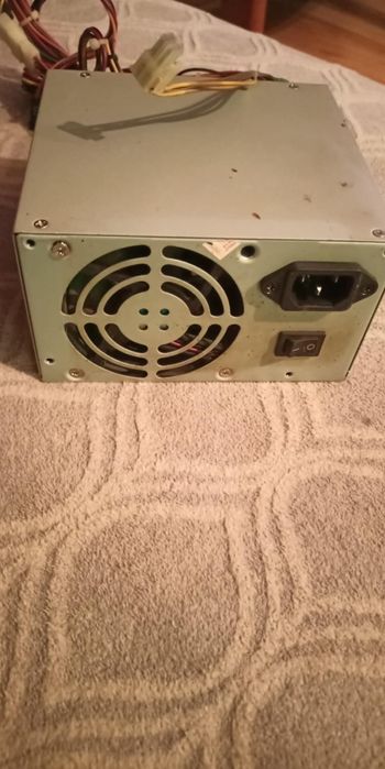 Zasilacz komputerowy