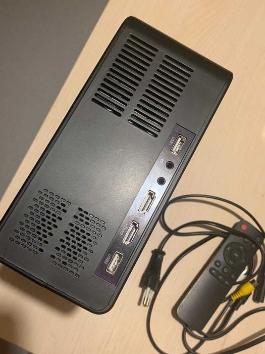 Video Projector: Home Theatre/Video Entertainment