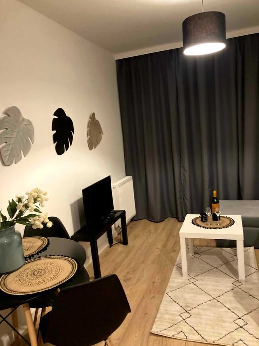 Wynajmę 2 pokoje na krótkie terminy