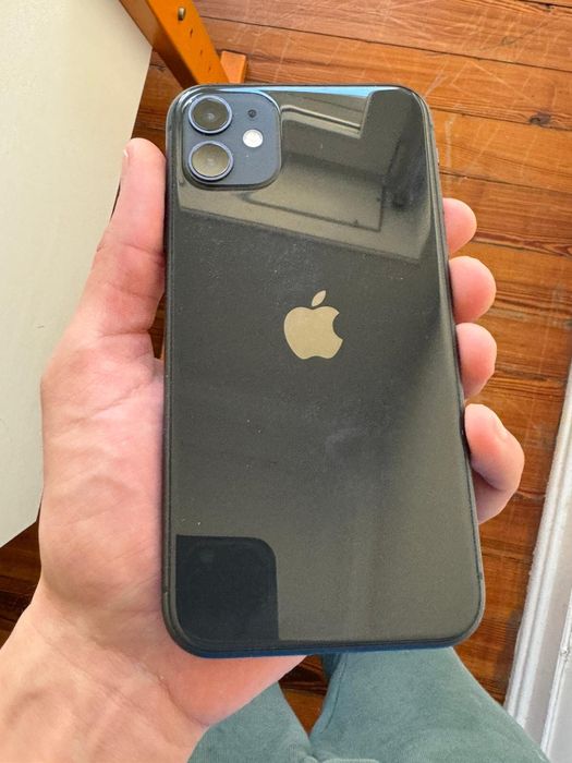 iPhone 11 in perfect condition64297897147009120
