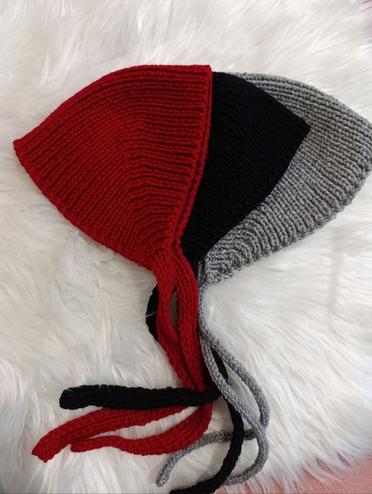 Стильний чепчик косинка міні чепчик в'язані вироби