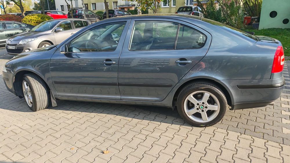 Skoda Octavia Skoda Octavia II 1.6 MPI 75kW / 102KM  Bogate Wyposażenie
