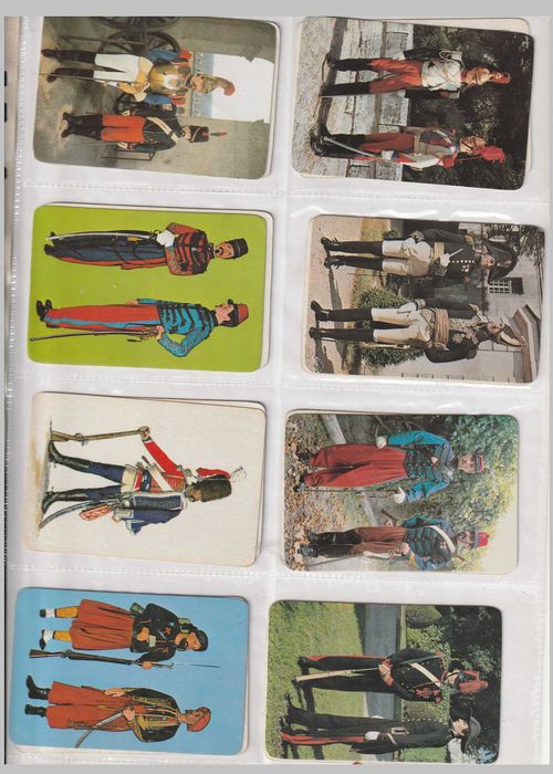 Coleção de 28 Calendários de bolso (Trajes poveiros + Uniformes)