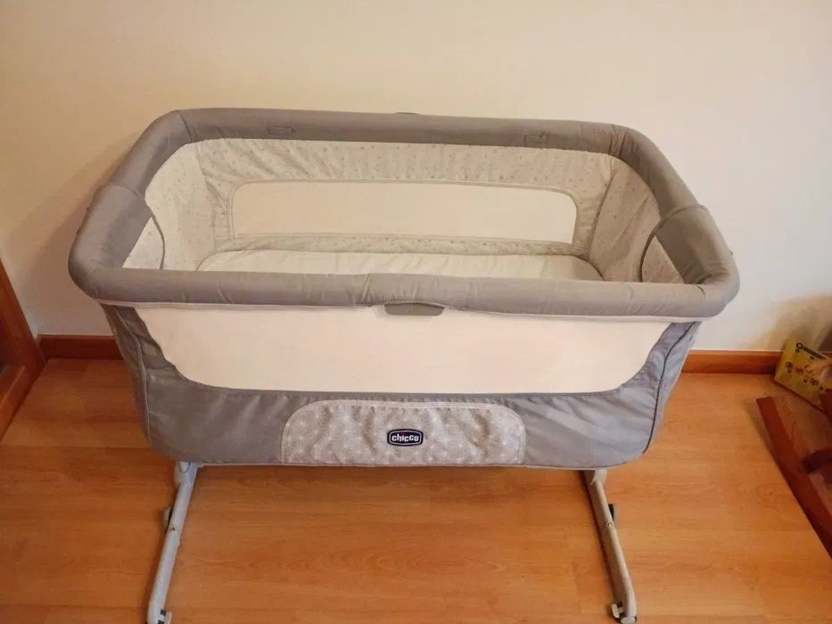 Next 2 Me em Cinza da Chicco