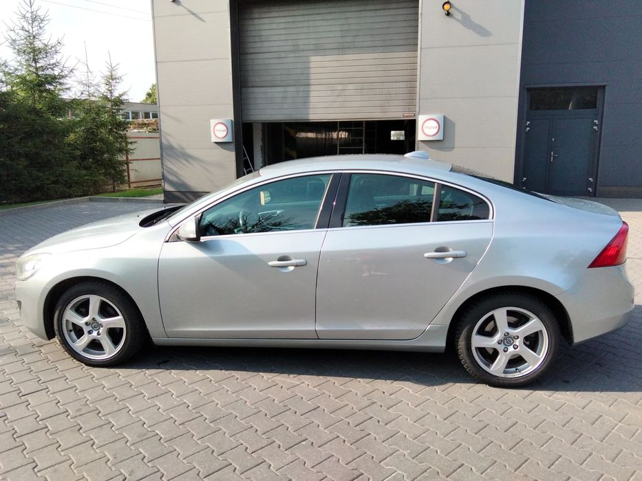 Volvo S60 Volvo S60 D3 • 202 tys. km • 2 właściciel• Bezwypadkowy