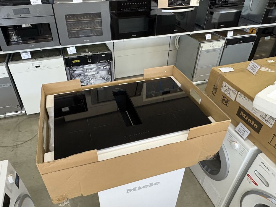 Преміум плита 2в1 Miele KMDA 7272 з вбудованою витяжкою Нова індукція з витяжкою