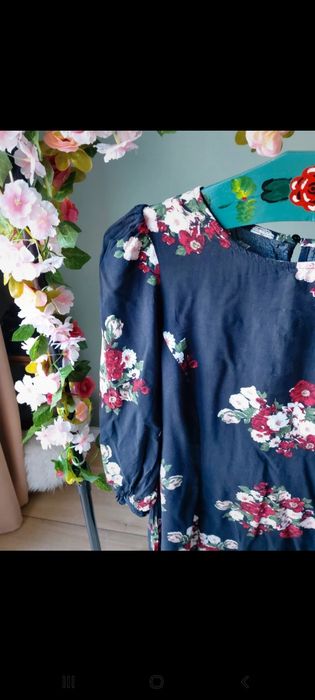 Sukienka damska czarna Zara w kwiaty przed kolano rękaw 3/4 100% visko
