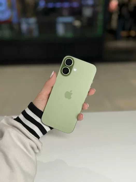 iPhone 17 256 GB Sage eSIM | 100% BATERII | Idealny na wrzesień